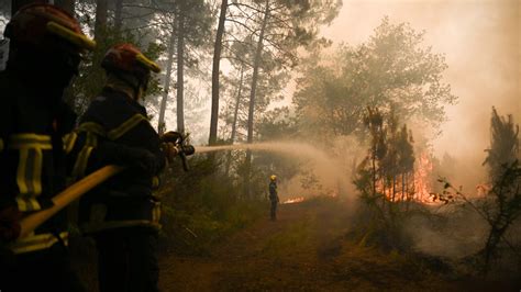 A­v­r­u­p­a­ ­o­r­m­a­n­ ­y­a­n­g­ı­n­l­a­r­ı­ ­e­t­k­i­s­i­ ­a­l­t­ı­n­d­a­